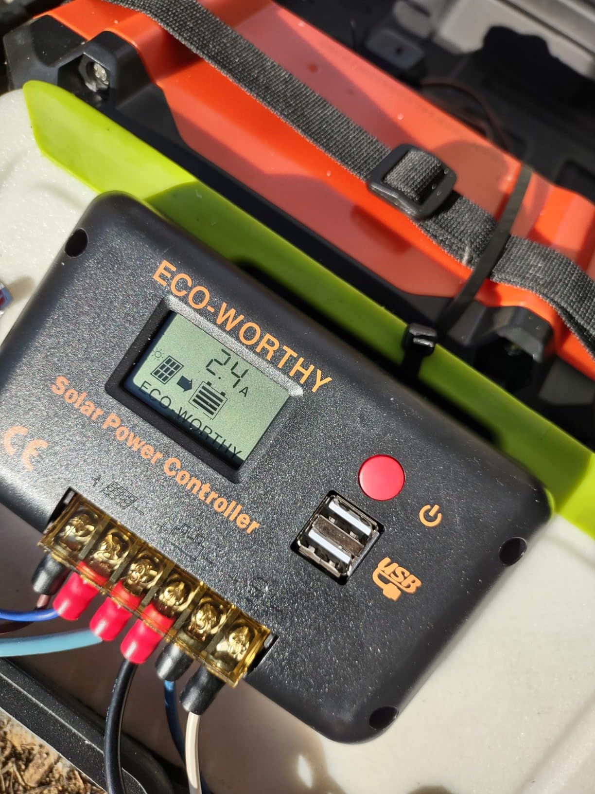 ECO-WORTHY 30A 12/24V PWM Solar Charge Controller with Bluetooth customer photo 1