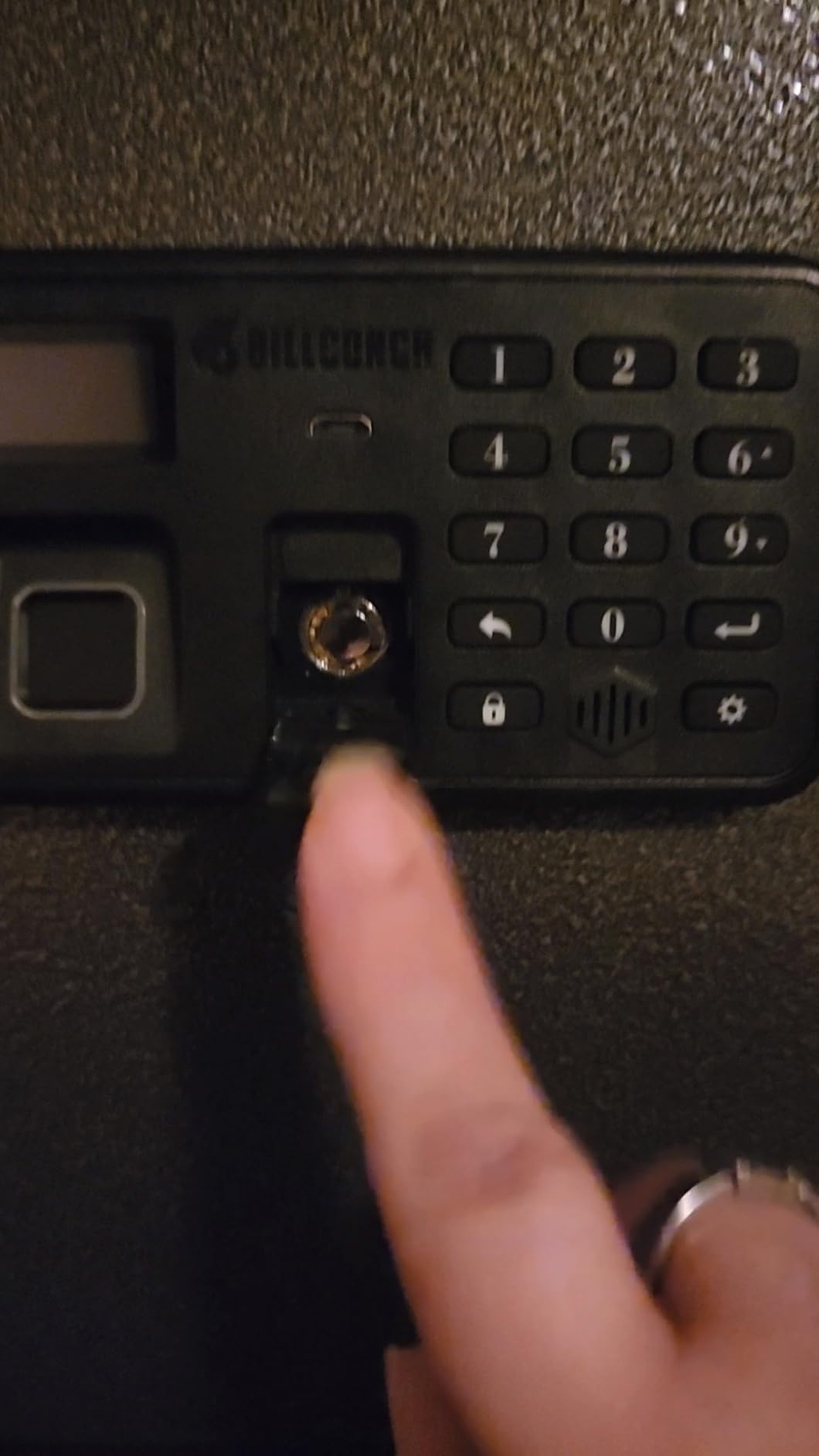 BILLCONCH Biometric Gun Safe for 6 Pistols, Large Handgun Safe for Home customer photo 2