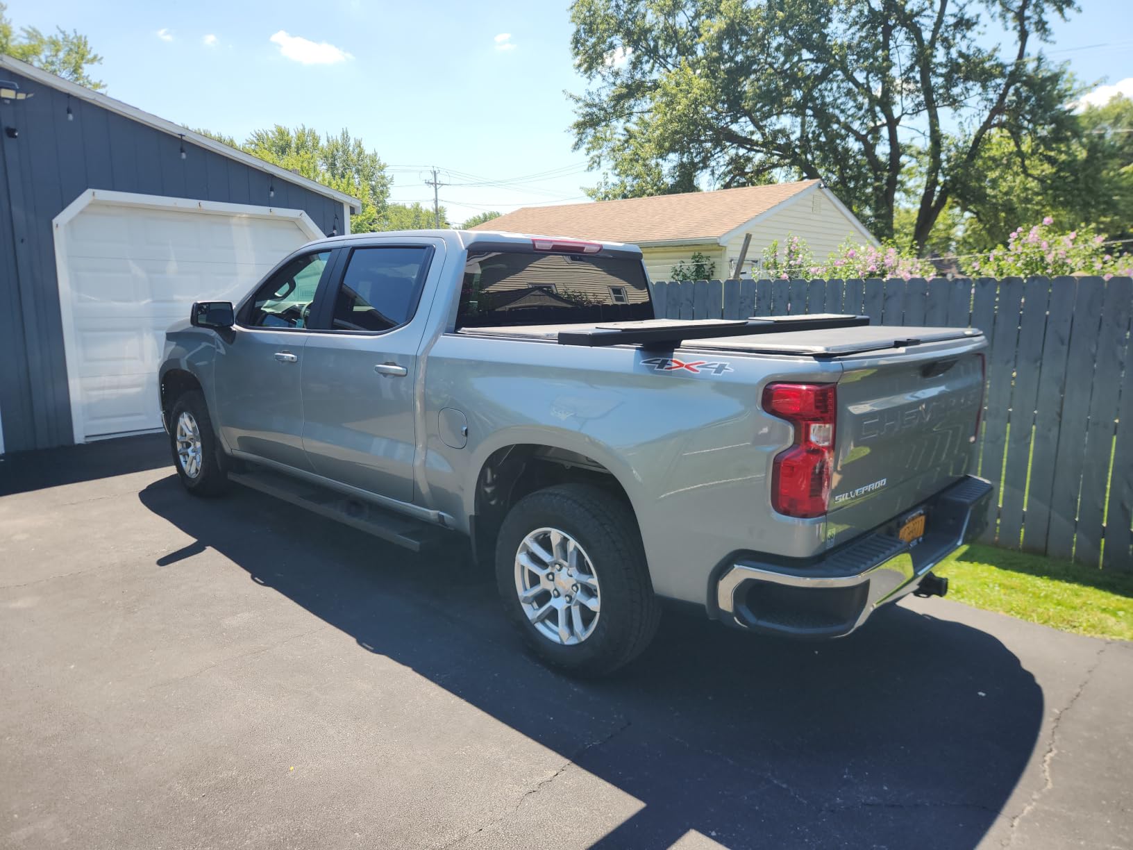 COMNOVA 6 Inches Running Boards& Steps Step Bars Compatible with 2019-2026 Chevy Silverado 1500, 2020-2026 Silverado/Sierra 2500HD 3500HD Crew Cab, A Pair Running Boards for Silverado Crew cab. customer photo 1