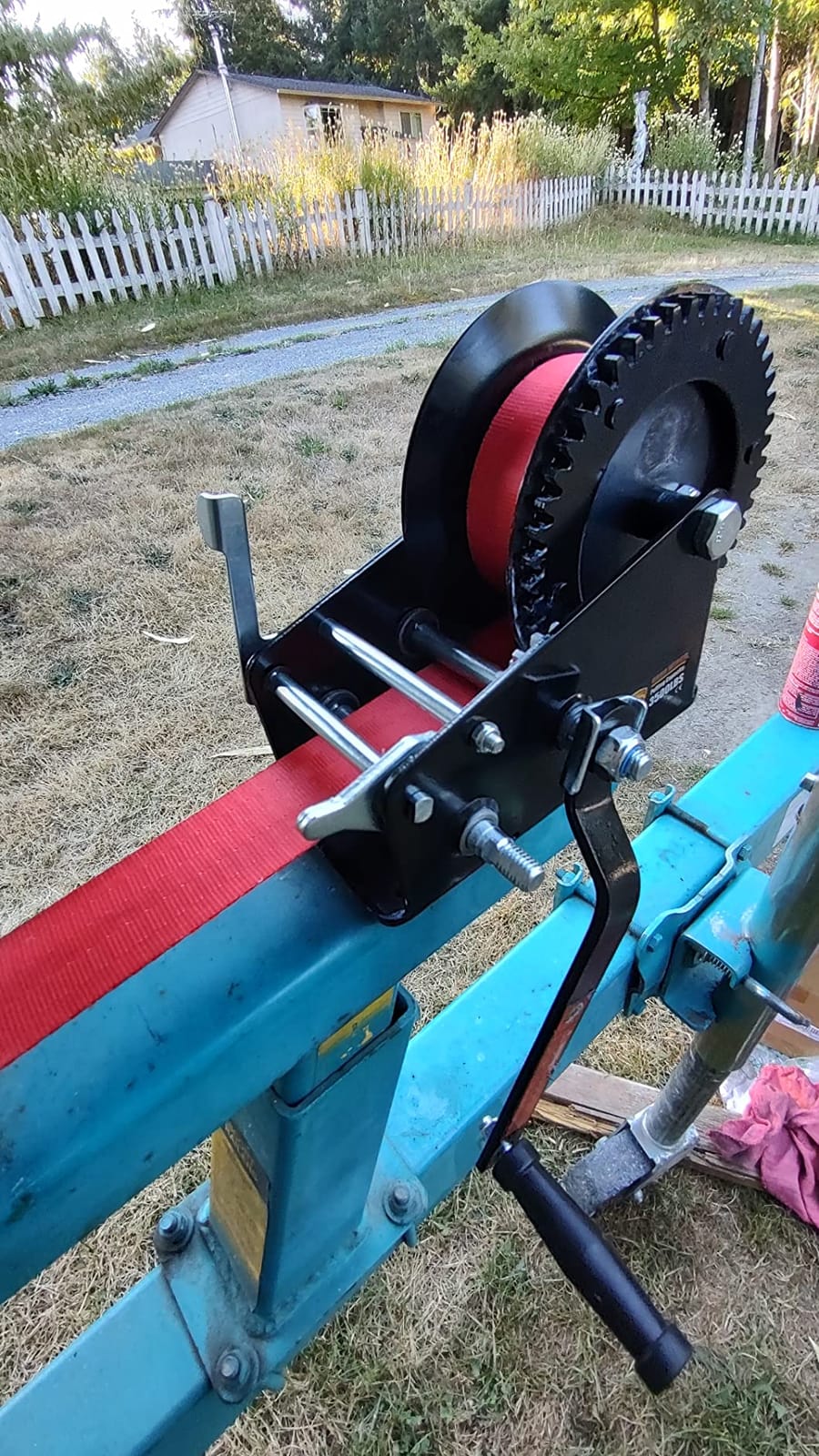 TYT 3500LB Boat Trailer Strap Winch with 10M Red Strap, Sturdy Long-Lasting Gear Hand Crank Winch, Operated Two Way Ratchet Manual Winches for Towing Pulley Boat Trailer Truck RV Jet Ski Marine Winch customer photo 2