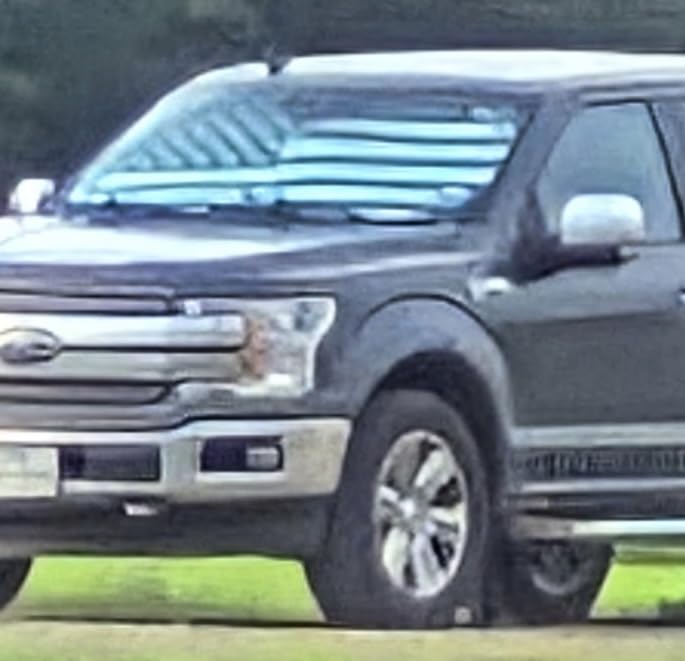 Autoamerics Truck Windshield Sun Shade - American Flag, 64 x 33.5 in customer photo 2