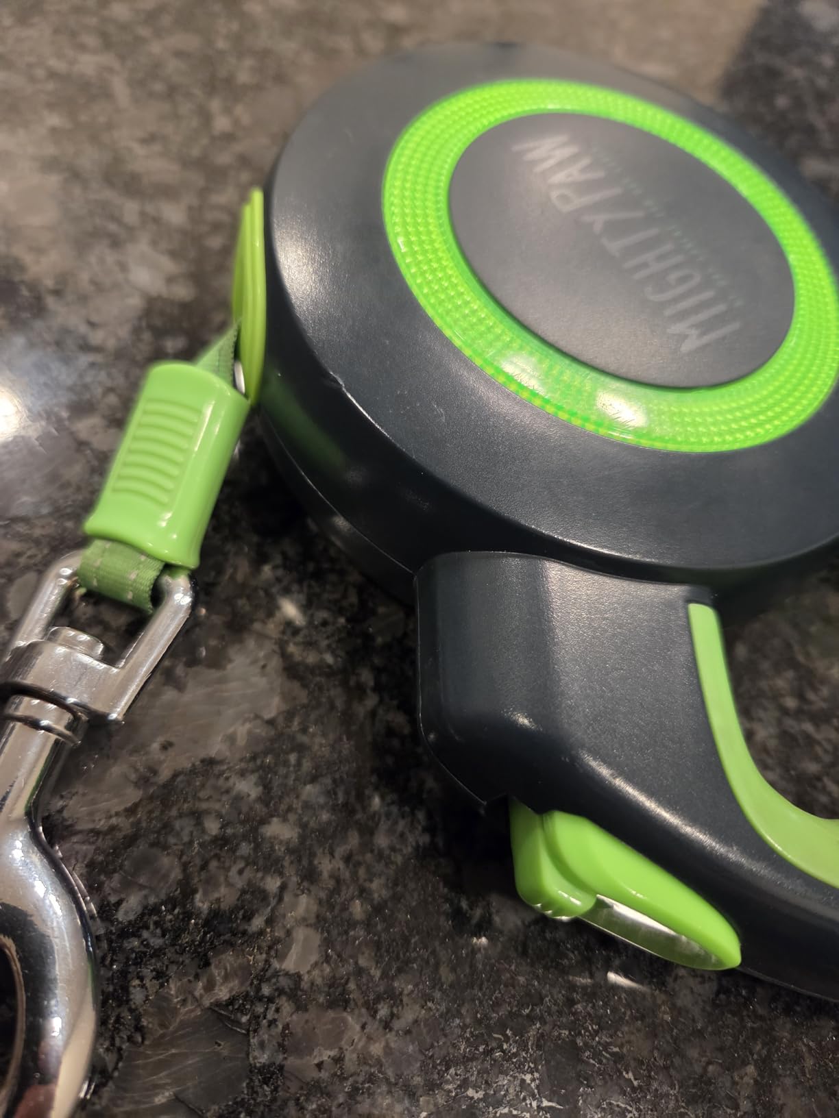 Mighty Paw Retractable Dog Leash, Heavy Duty for Small, Medium & Large Dogs customer photo 1