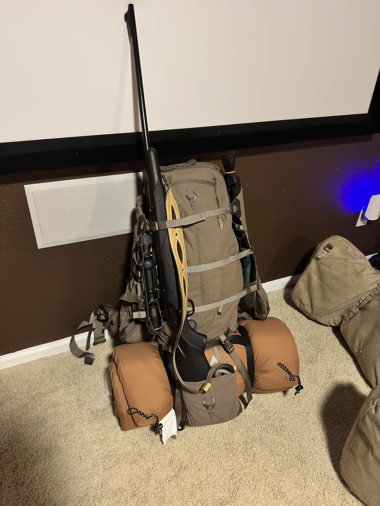 Badlands 2200 - Hunting Pack w/Built-In Meat Hauler customer photo 2