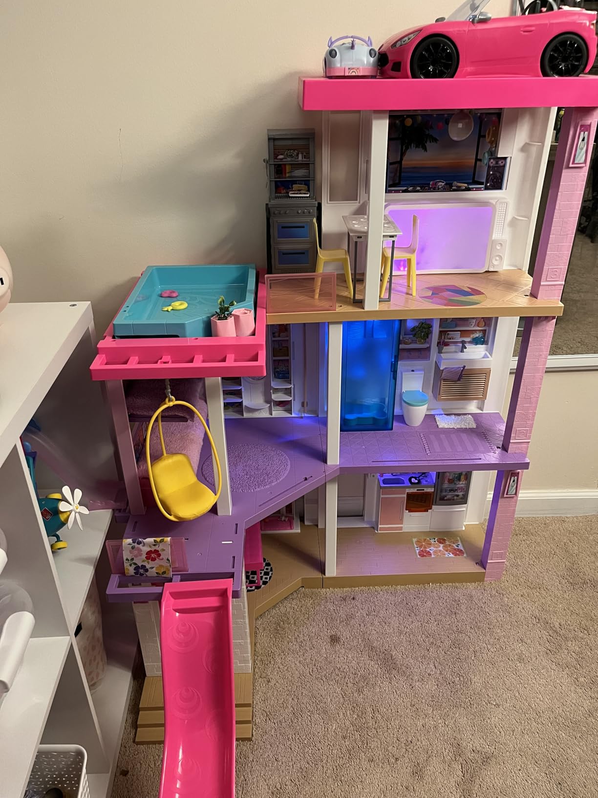 Barbie Dreamhouse Dollhouse Playset customer photo 1