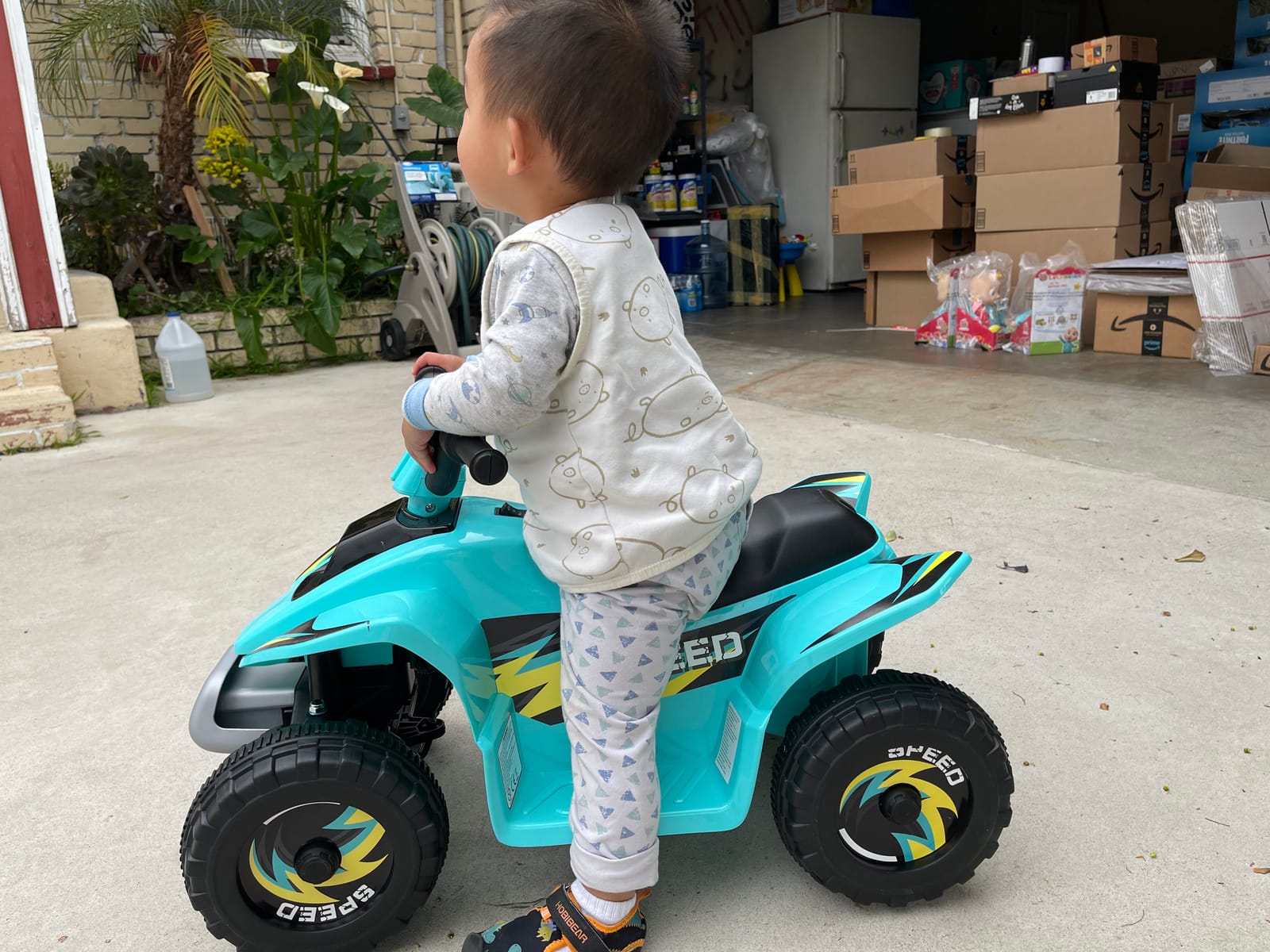 HONEY JOY Ride On ATV, 6V Mini Off-Road Battery Powered Motorized Quad for Kids, Anti-Slip Wheels, RWD 4-Wheeler Electric Ride On Toy Car for Toddlers (Red) customer photo 1