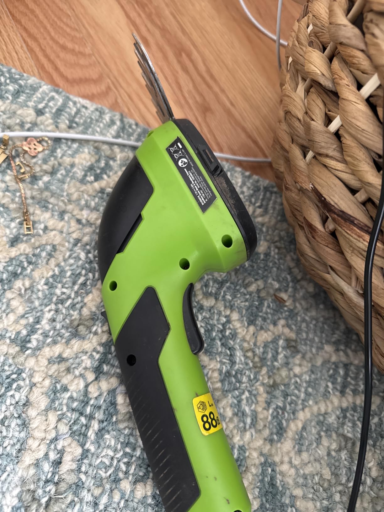WORKPRO 7.2V Cordless Grass Shear & Shrubbery Trimmer customer photo 1