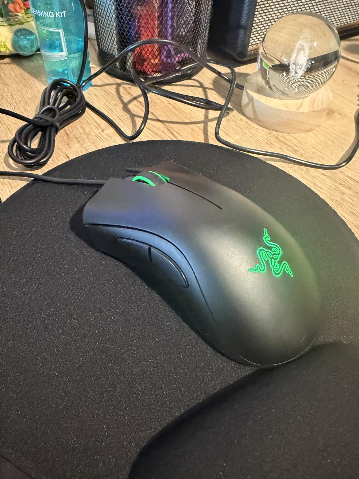 Razer DeathAdder Essential Ergonomic Wired Gaming Mouse, Black customer photo 2
