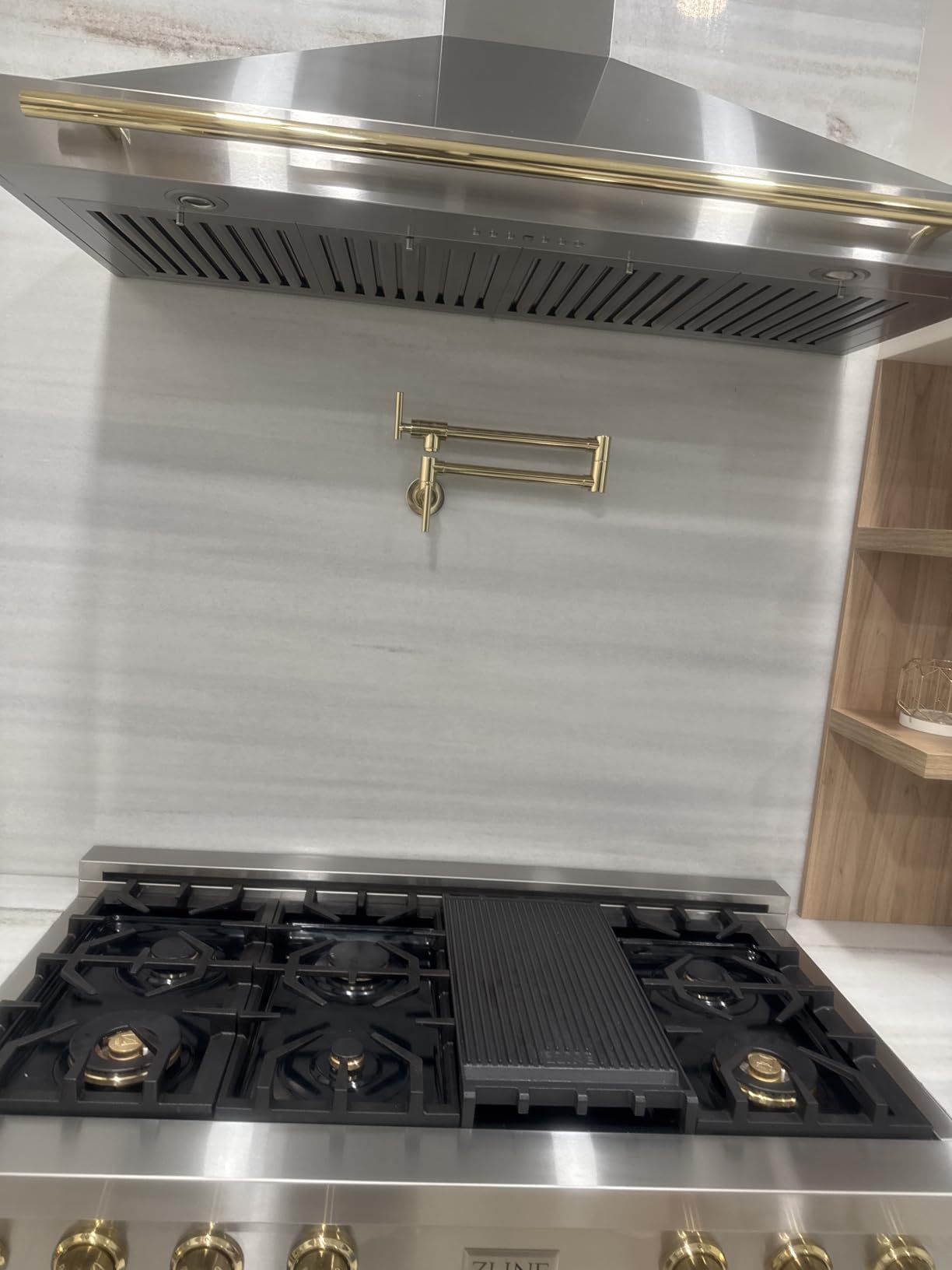 WOWOW Pot Filler Faucet Matte Black, Brass Pot Filler Wall Mount Kitchen Stove Faucet with Double Joint Swing Arms customer photo 2