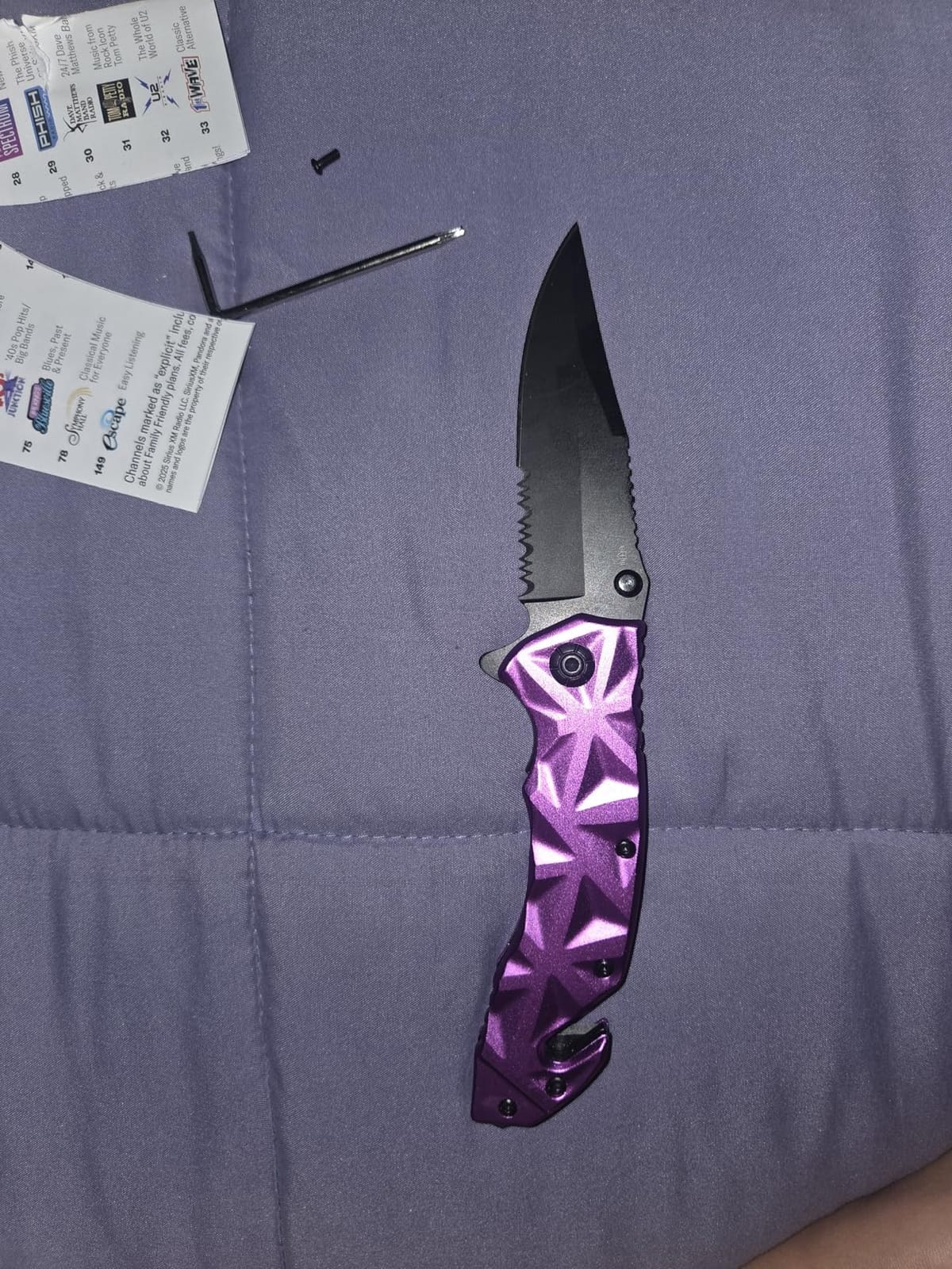 GOOD WORKER Tactical Pocket Knife for Men - Serrated Sharp 3.5