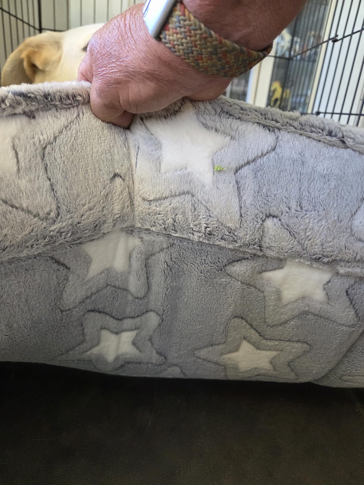 EMPSIGN Fancy Dog Bed Mat, Pet Bed Pad Reversible (Cool & Warm), Machine Washable Crate Pad, Pet Sleeping Mat for Small to XXX-Large Dogs, Grey, Star Pattern,XXL (48inch X30inch X1.1'') customer photo 2