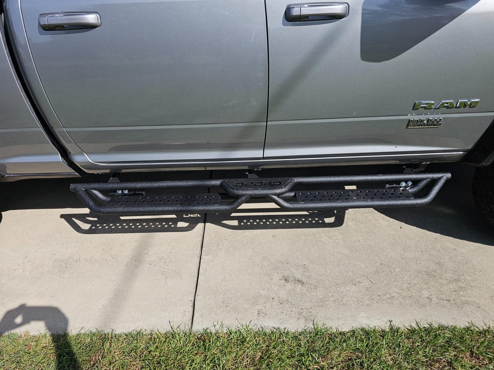 OEDRO 6 inch Running Boards Compatible with 2009-2018 Ram 1500 Crew Cab customer photo 2