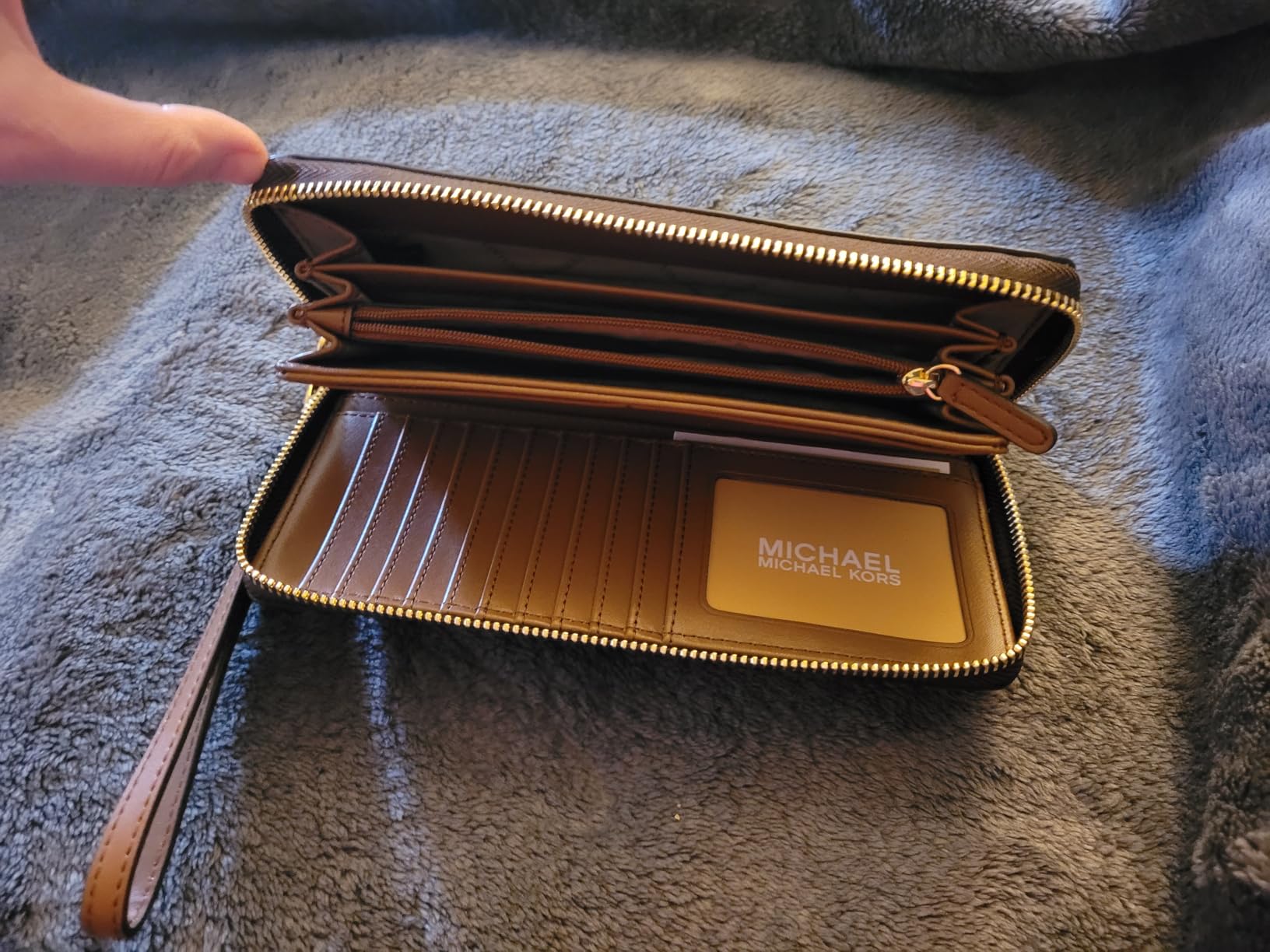 Michael Kors Jet Set Travel Continental, Brown customer photo 2