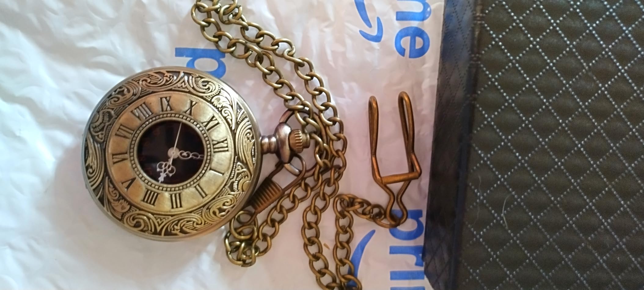 Vintage Pocket Watch Roman Numerals Scale Quartz Pocket Watches with Chain customer photo 1