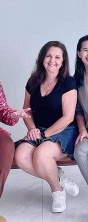 On Women's Cloud 5 Sneakers customer photo 2