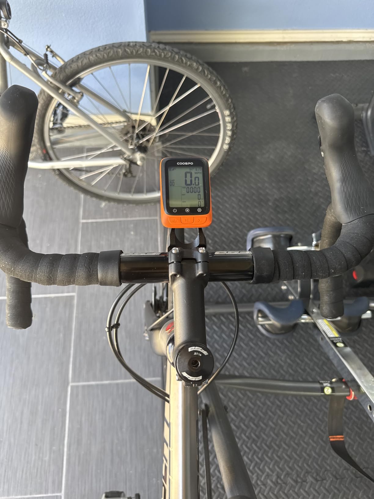 COOSPO Bike Computer Wireless GPS, Cycling Computer GPS Bike Tracker with Bluetooth/ANT+, Waterproof Bicycle Computer GPS Speedometer with Auto Backlight, 2.4 inch LCD Display customer photo 2