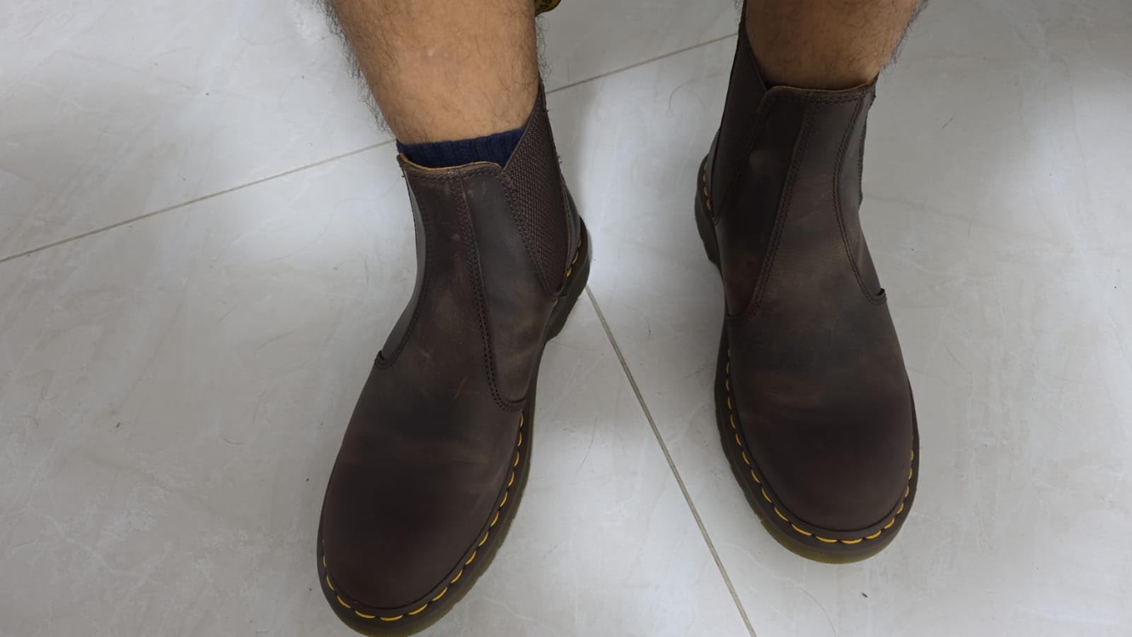 Dr. Martens Unisex 2976 Crazy Horse Leather Chelsea Boot customer photo 2