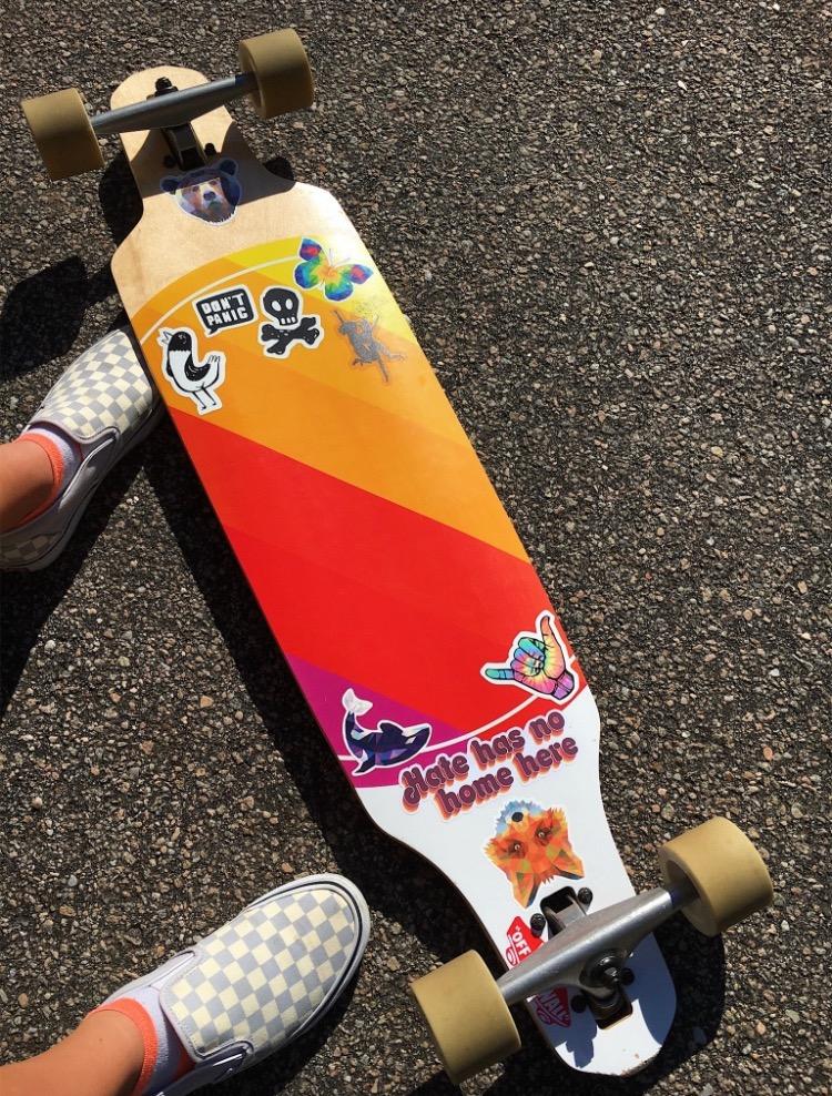 VOLADOR Urban Freeride Pro Longboard Cruiser 40inch | Canadian Maple Wood Deck & Forged Reverse Kingpin Truck | Drop Through Longboard Complete Setup for Urban Commuting customer photo 1
