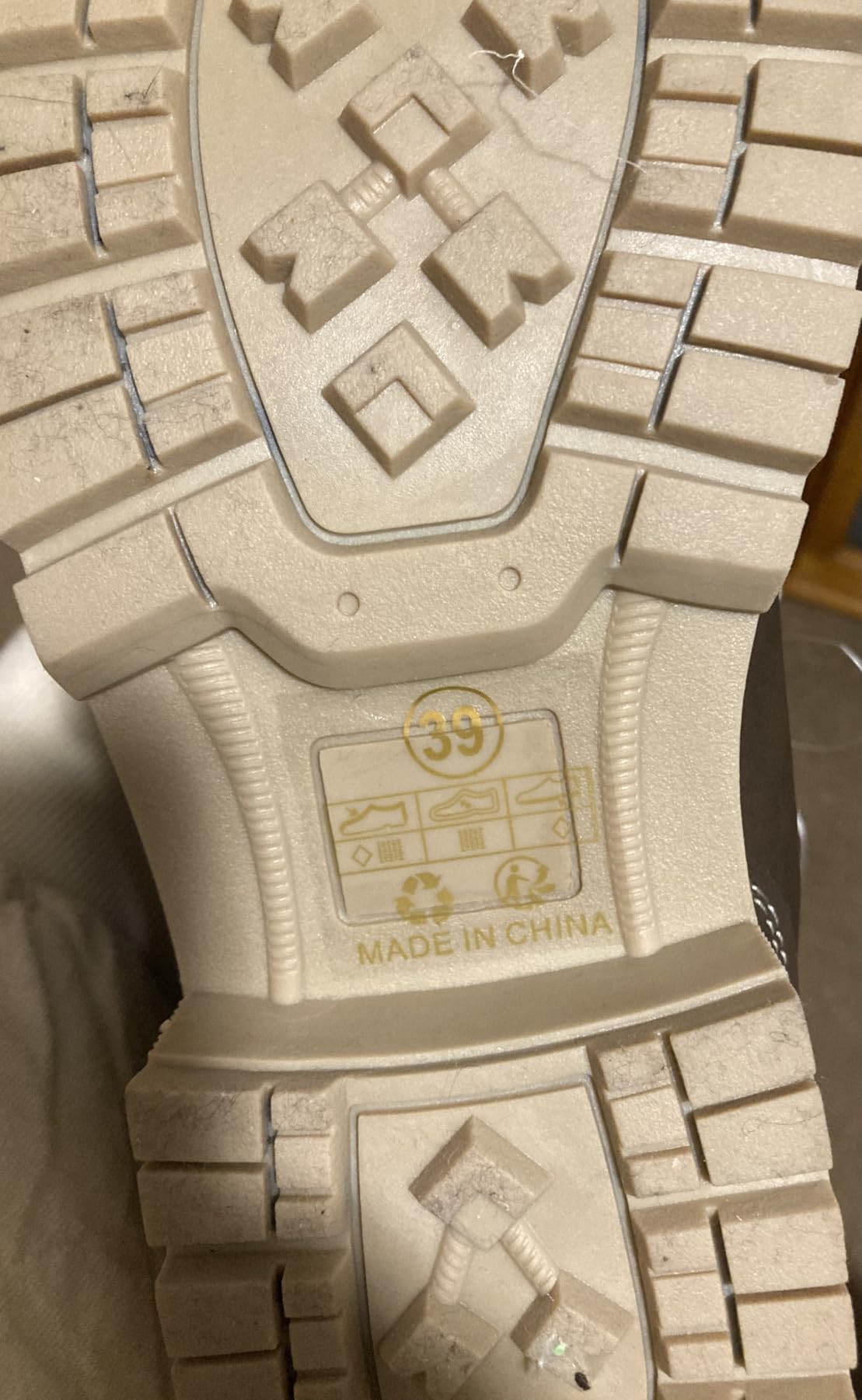 Eagsouni Mens Womens Winter Snow Boots customer photo 2