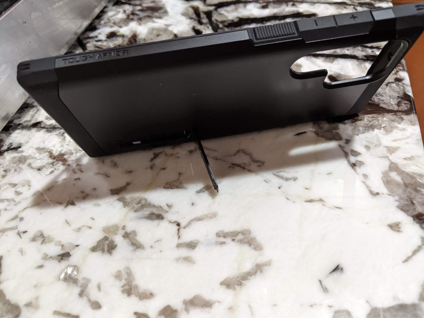 Spigen Tough Armor Designed for Galaxy S22 Ultra Case (2022) - Black customer photo 1