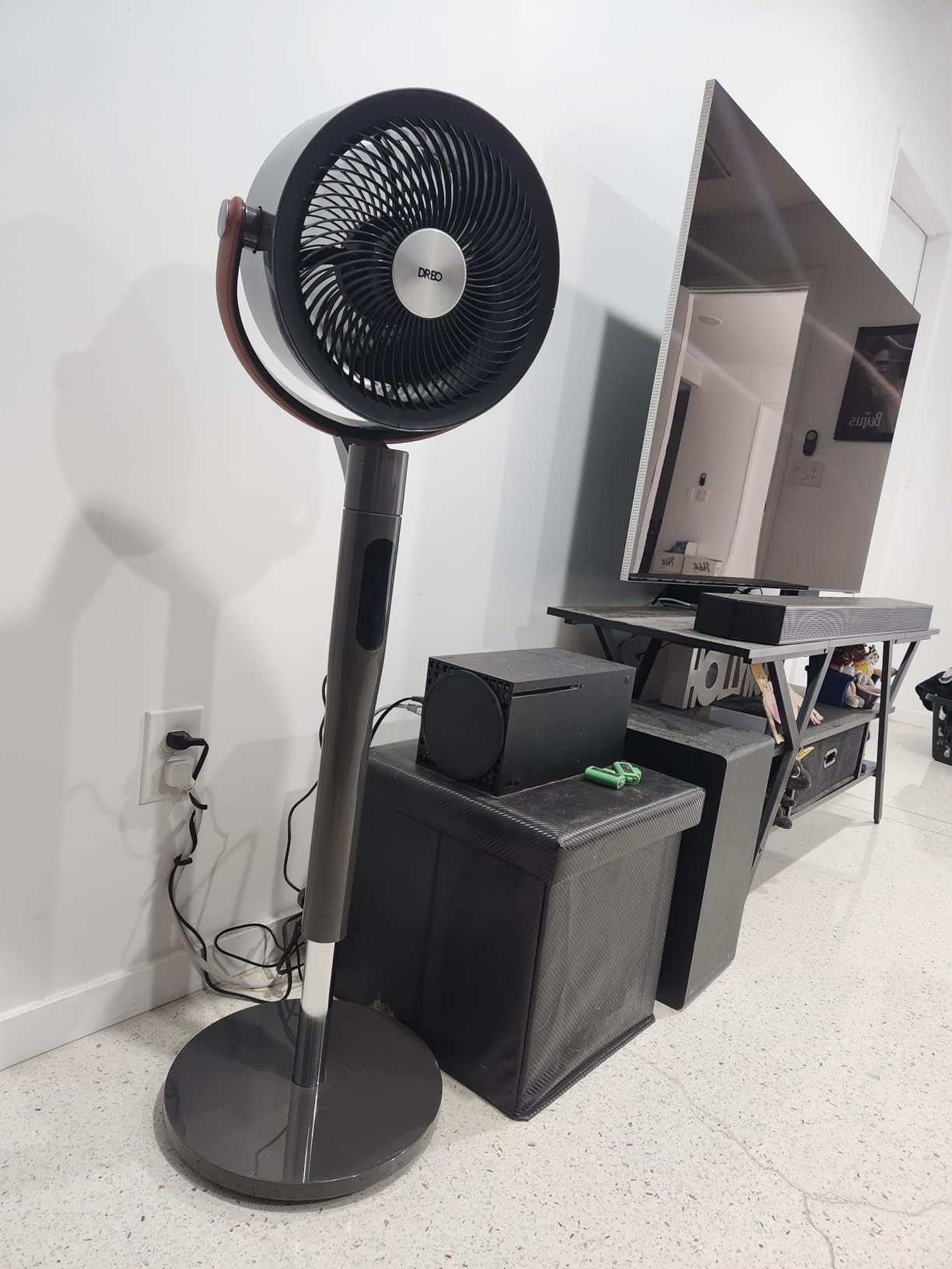 DREO Smart Tower Fan for Bedroom, 120° Oscillating Fan, 12 Speeds customer photo 1