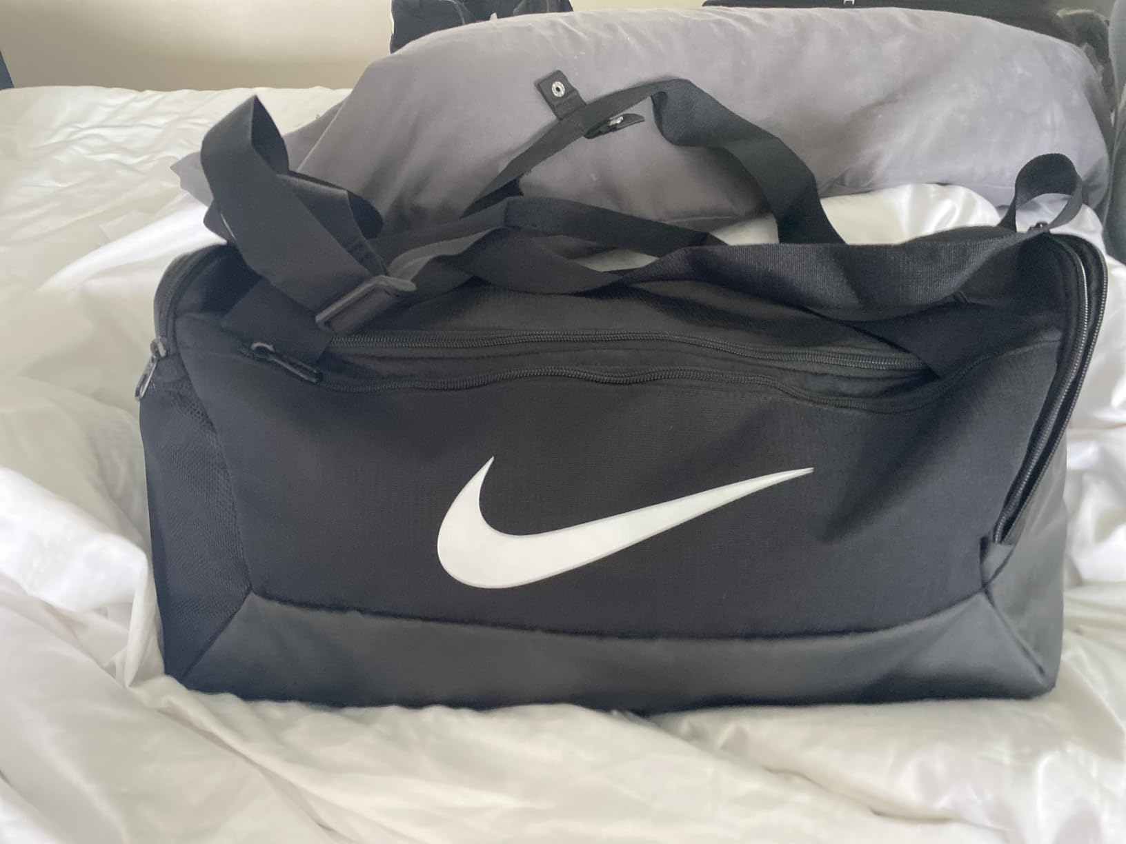 Nike Unisex Adult Gameday Brasilia 9.5 Training Duffel Bag (25L, 41L, 60L, or 95L) | Mens and Womens customer photo 1