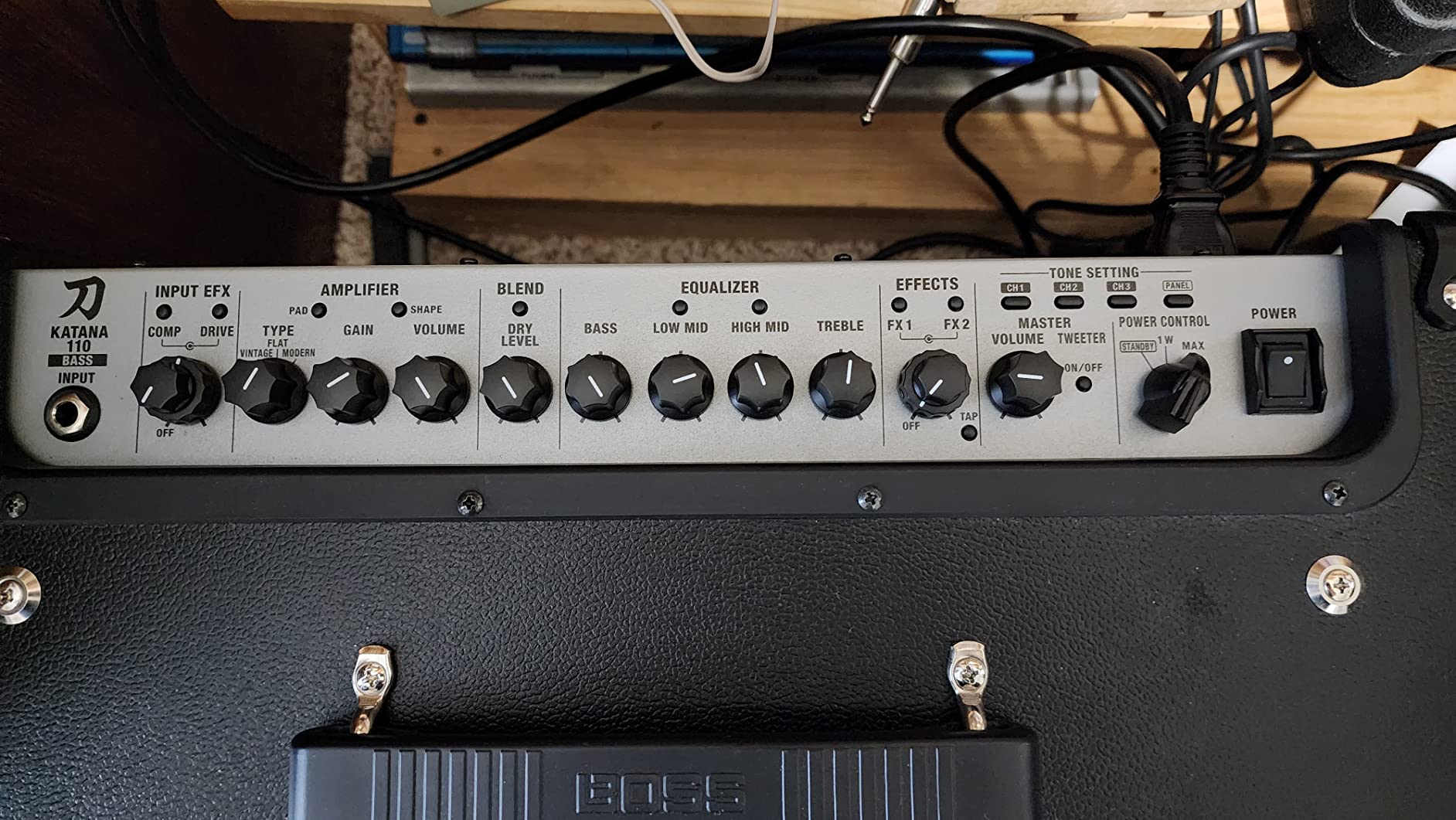 BOSS Katana-110 Bass Amplifier (KTN110B) customer photo 1