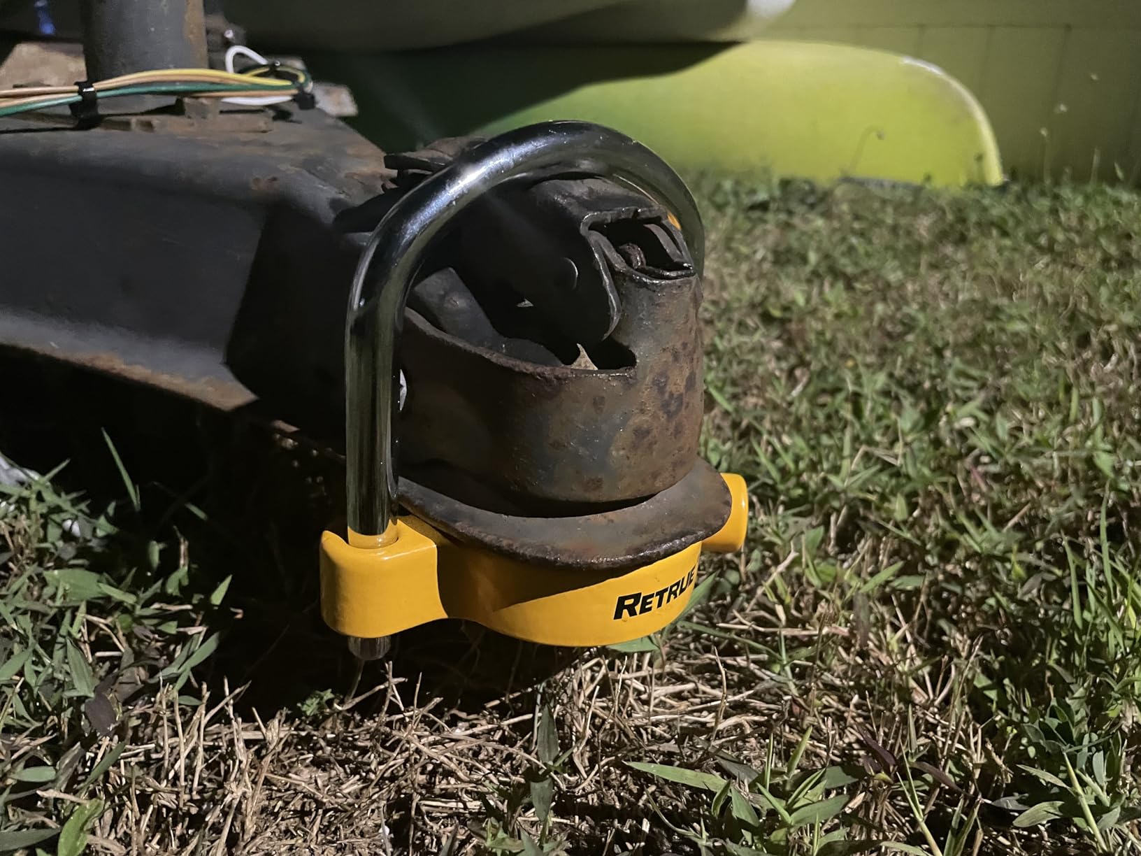 RETRUE Universal Trailer Coupler Hitch Lock, Adjustable Heavy Duty, Yellow customer photo 2