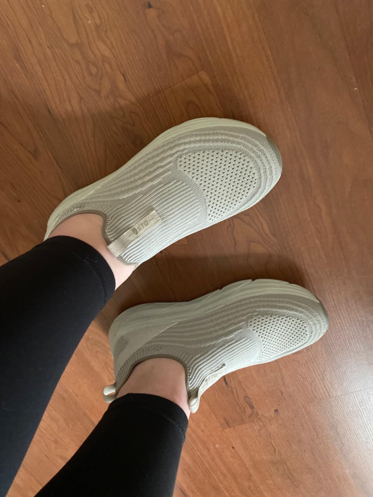 STQ Slip on Sneakers Women Walking Shoes Tennis Wide Toe Box Cushioned customer photo 1