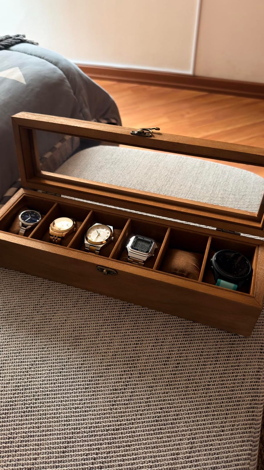 SONGMICS 12-Slot Wooden Watch Box, Display Case with Large Glass Lid customer photo 1