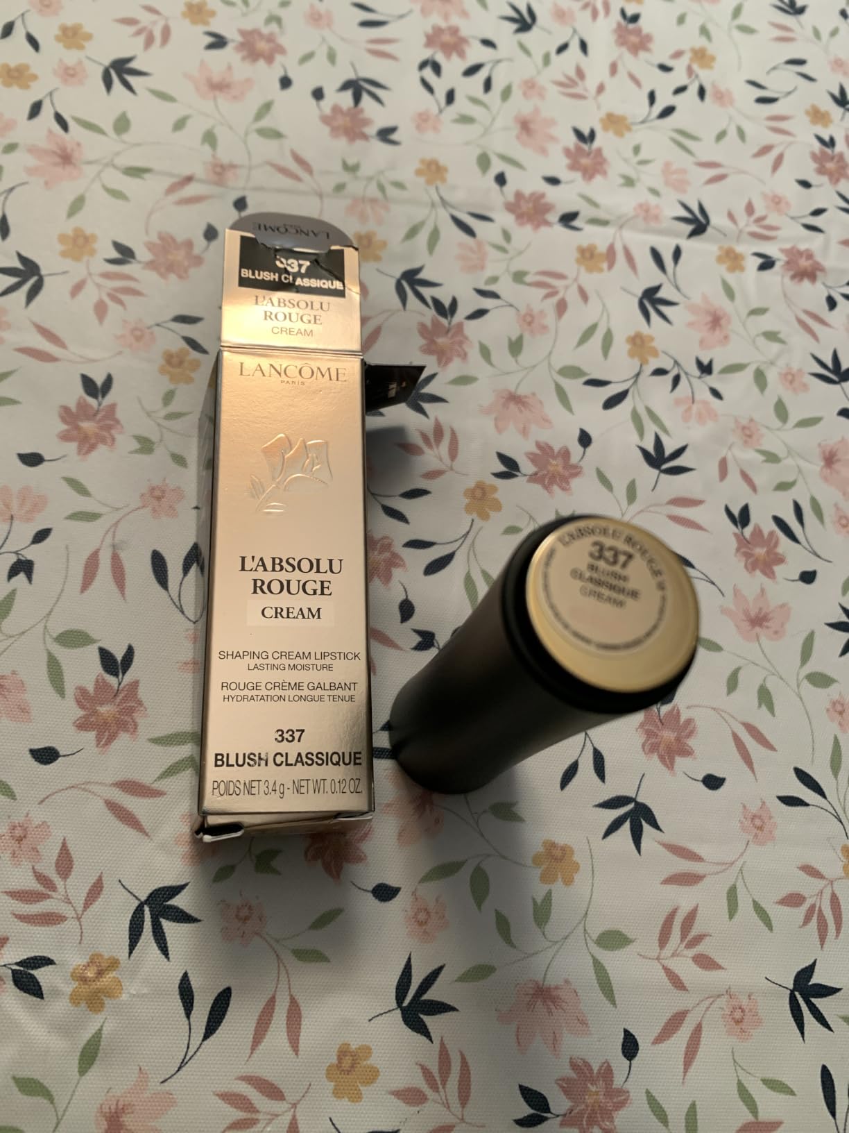 Lancome L'Absolu Rouge Hydrating Cream Lipstick - Smudge-Resistant with Hyaluronic Acid - Luminous Finish - Up To 18HR Comfort customer photo 1