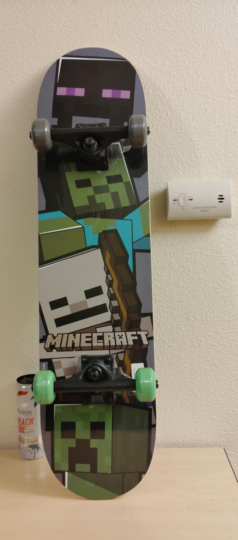 31-Inch Skateboard, 9-Ply Maple Deck, ABEC 5 Bearings customer photo 1