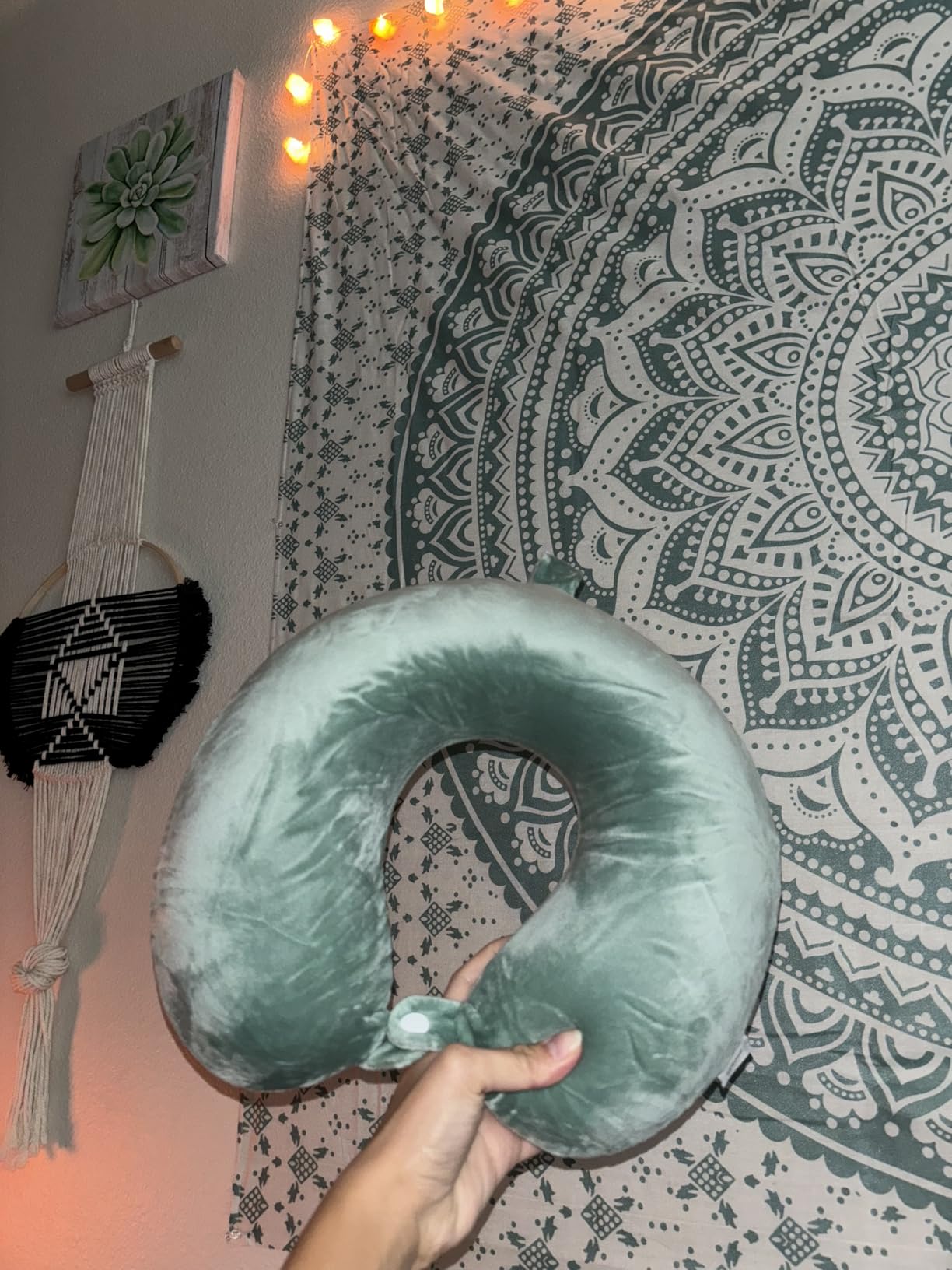 GDEOUP Travel Pillow 100% Pure Comfortable U Shape Memory Foam Pillows Neck and Head Support Portable Travel Neck Pillow Suitable for Planes Airplane for Traveling,Train,Self-Drivingng Car,(Grey) customer photo 1