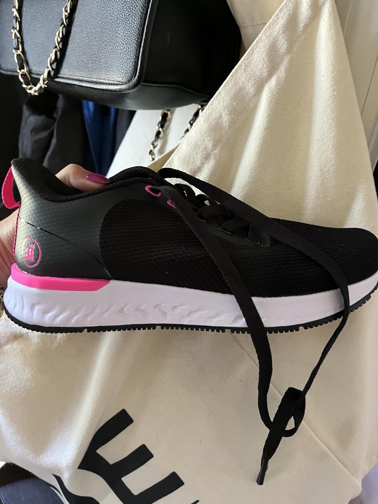 Tommaso Women's Cycling Shoes with Pre-Installed SPD Cleats - Easy to Walk-in Ventilated SPD Cycling Shoes for Women's Spin Classes and Indoor Bikes - Comfortable on Foot and Toebox. customer photo 1