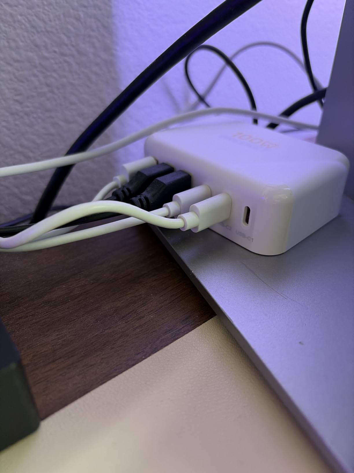 USB Fast Charger Block 50% Smaller 100W Max 6-Port GaN USB Charging Station customer photo 1