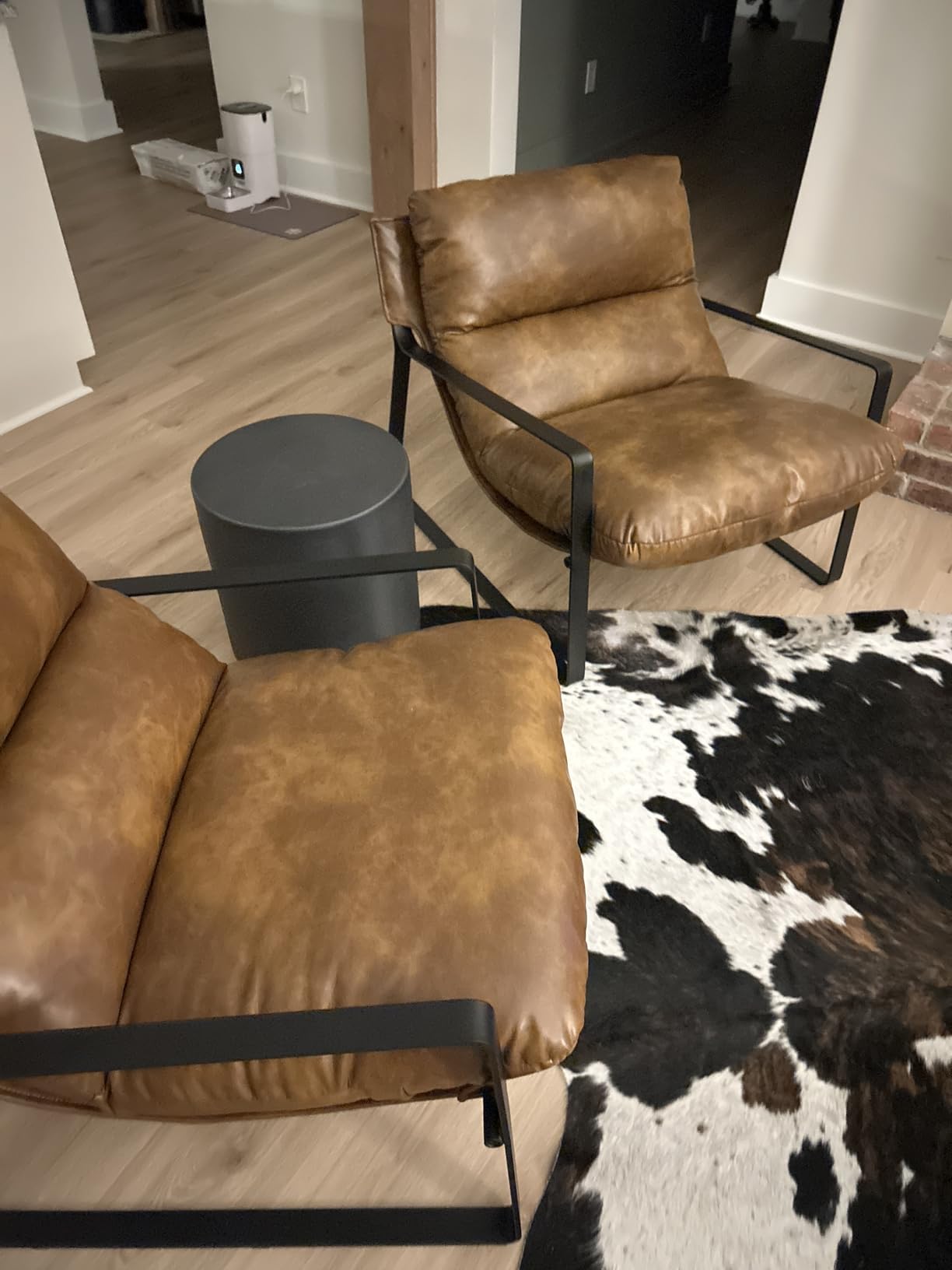 LukeAlon Modern Brown PU Leather Accent Armchair | Pu Leather Upholstered Living Room Chair With Metal Base & Thickened Cushion customer photo 2