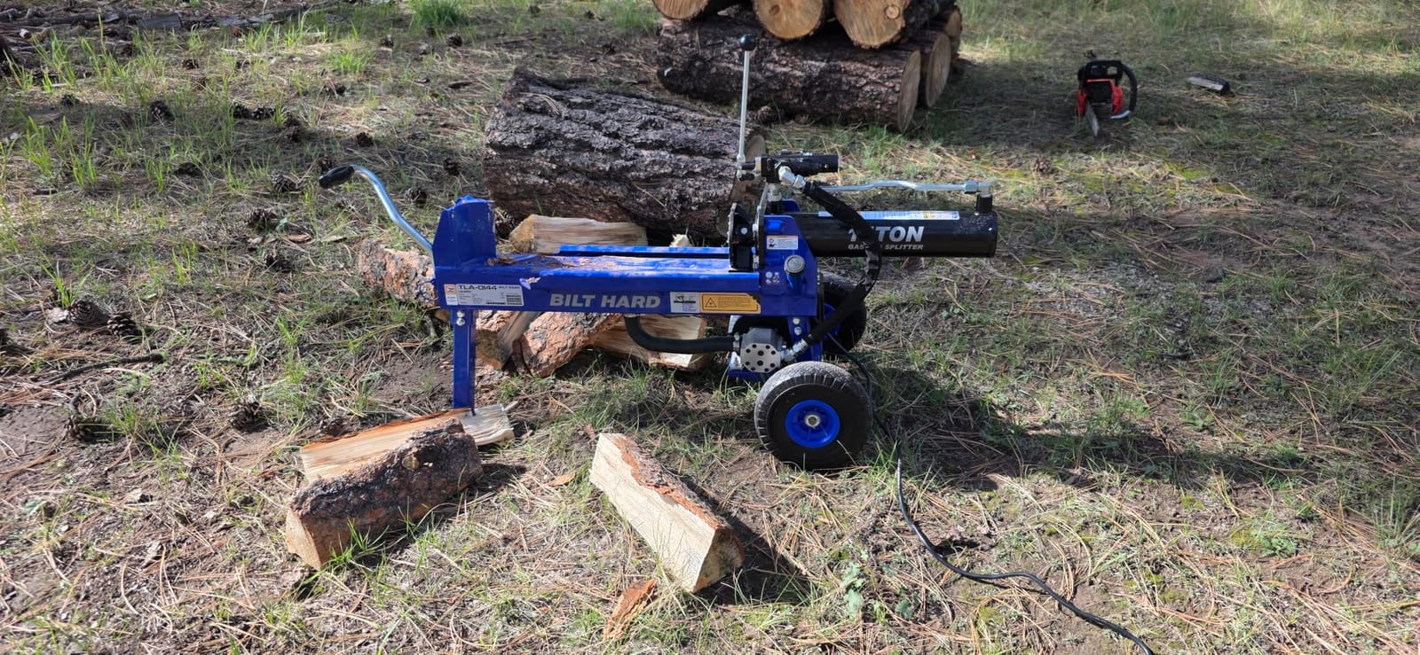 BILT HARD 6.5 Ton Log Splitter, Wood Splitter, Portable Firewood Splitting Machine customer photo 2