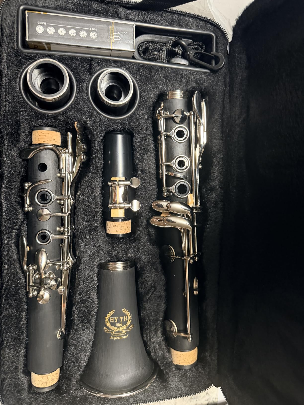 Rhythm Bb Clarinet 17 Nickel Keys Woodwind Band & Orchestra Musical Instruments for Beginners Includes Case, Stand, 10 Reeds and Cleaning Kit-Black/Silver keys customer photo 1