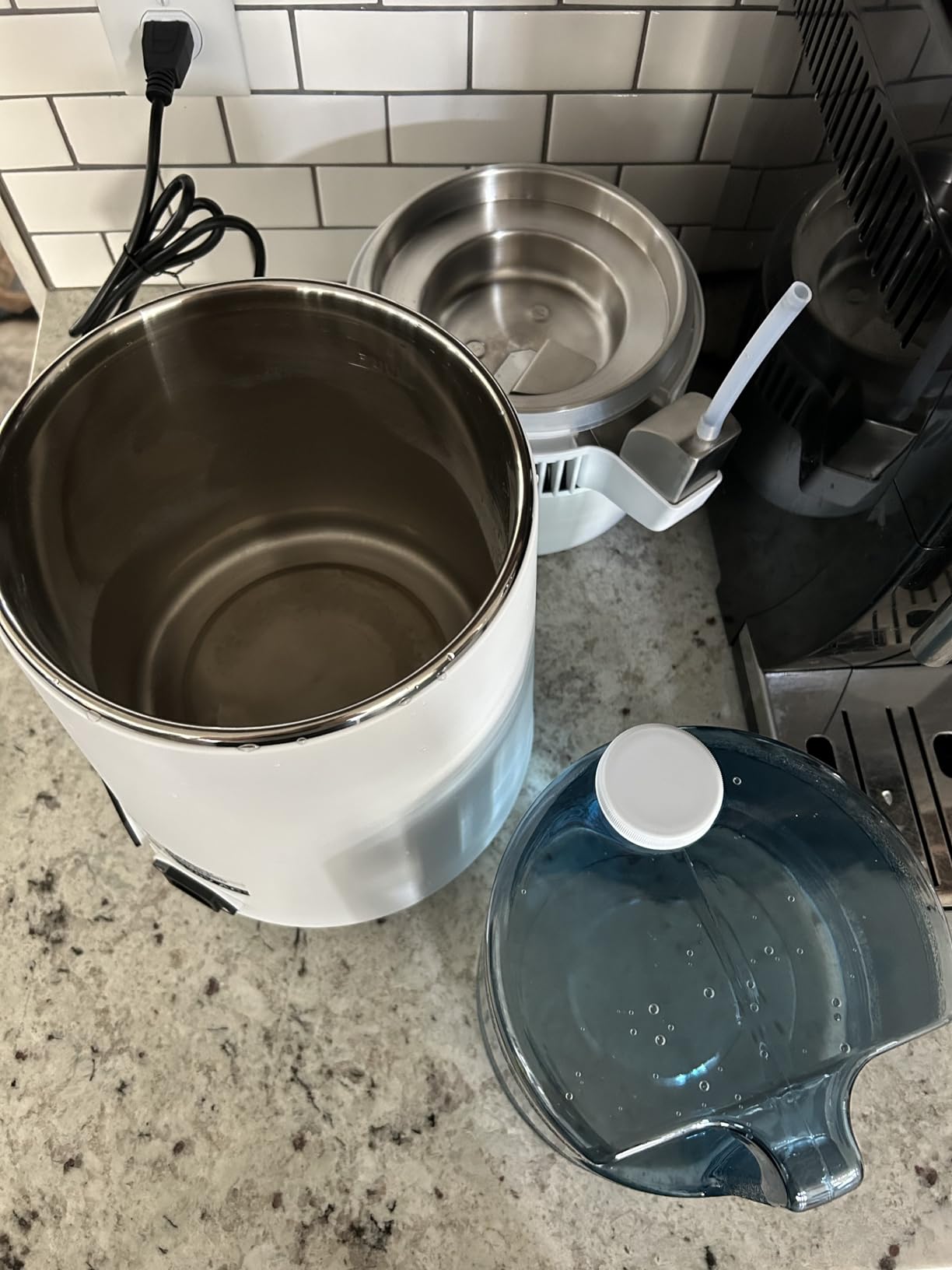 Bonnlo 1.1 Gallon/4L Water Distiller Stainless Steel with Glass Container, 750W Distilled Water Machine Maker Water Distillers for Home Countertop, 1L/H (Silver) customer photo 1