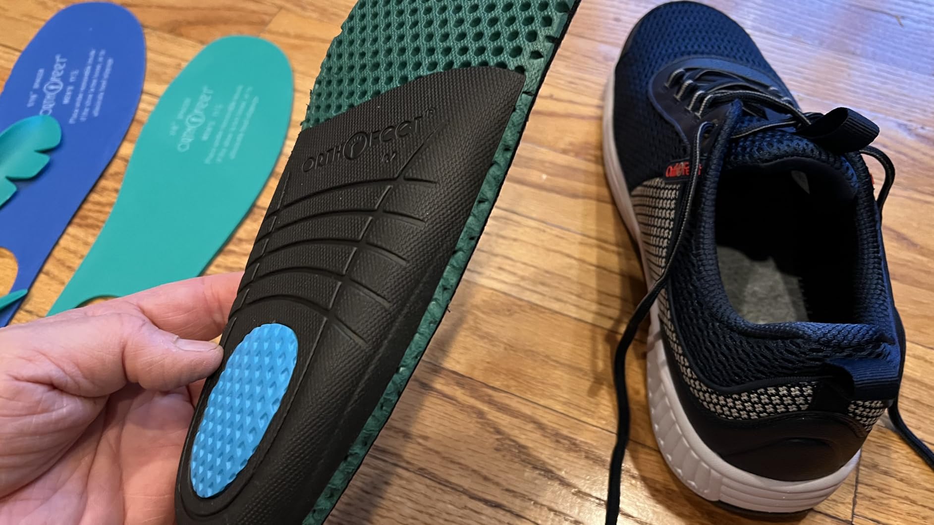 Edgewater Orthopedic Men's Walking Shoes customer photo 2