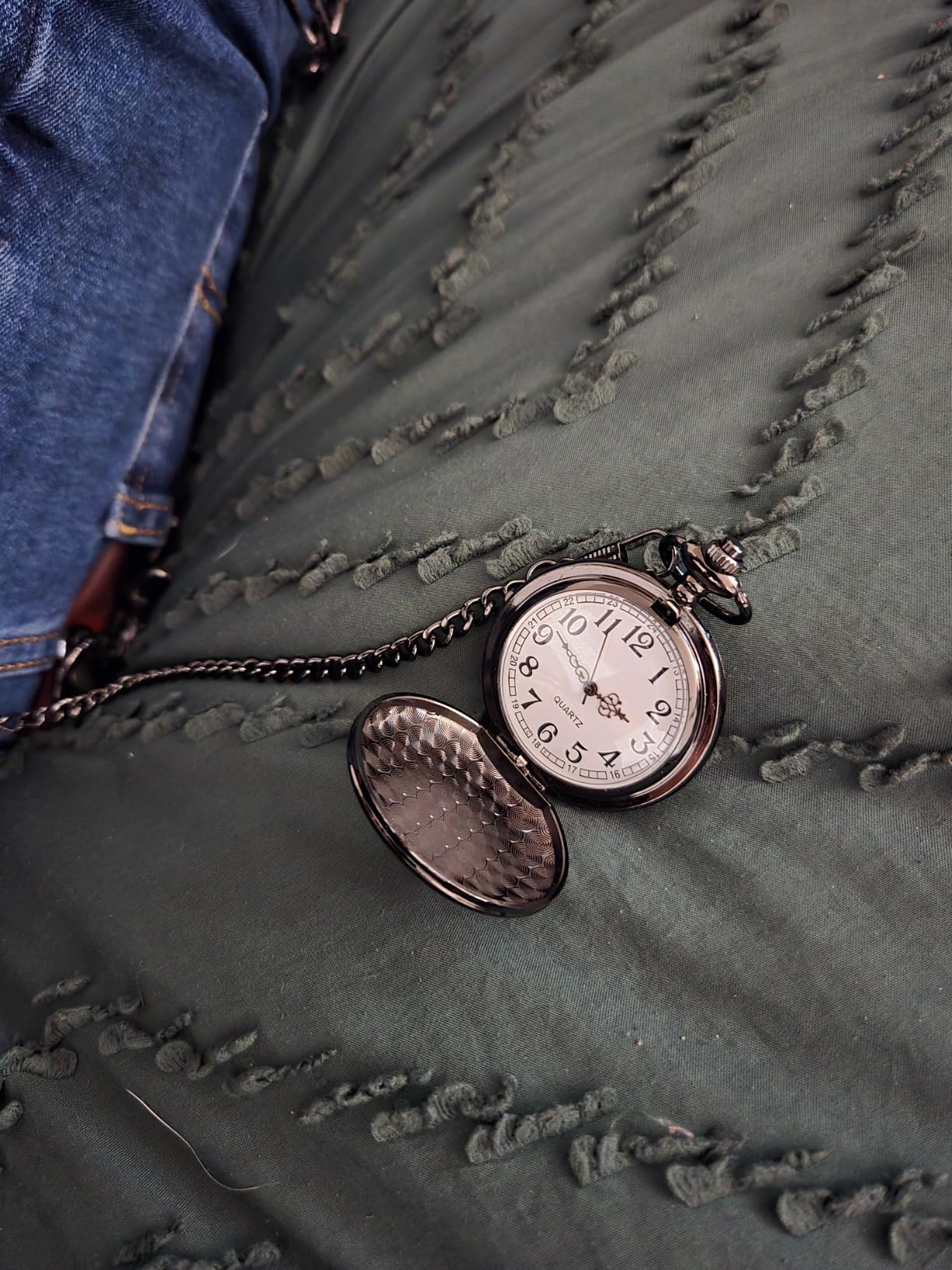 Animal Patch Pocket Watch, Carved Animal Design Patch Pocket Watch for Men, Men's Pocket Watch with Waist Chain customer photo 1
