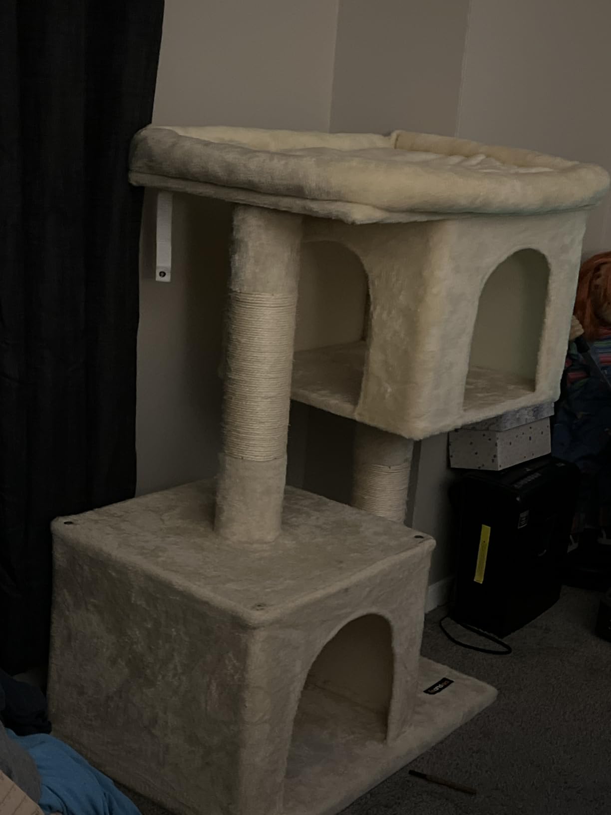 Feandrea Cat Tree, 26.4-Inch Small Cat Tower, Cute Plush Condo, Light Gray customer photo 2
