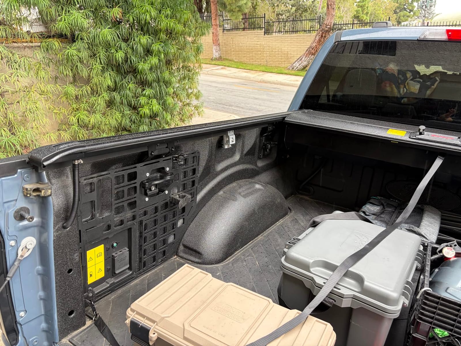 Bestwyll Retractable Hard Tonneau Cover Fits Ford F-150 2015-2026 5.5 Ft Short Bed,BoxLink Compatible,Original Hole Installation,Smooth Spring-Loaded Operation, (incl. Raptor/Lightning) | K22c | customer photo 1