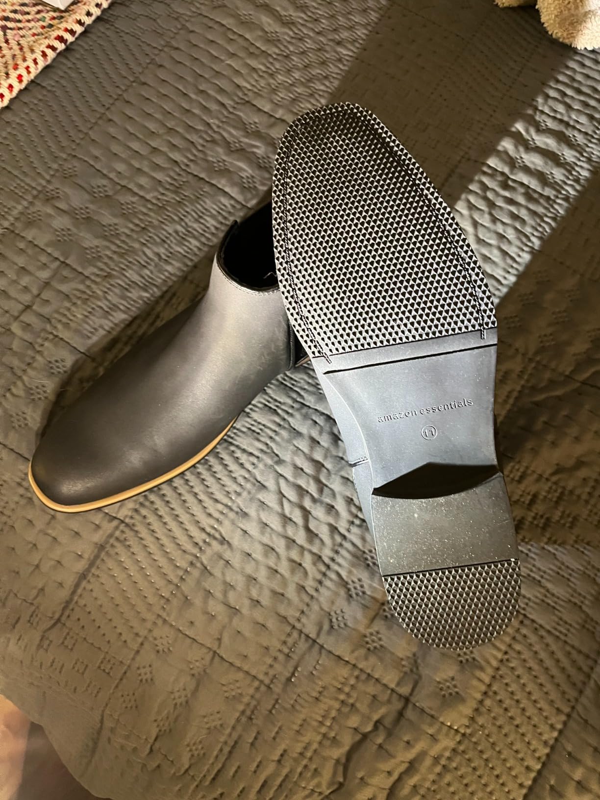 Amazon Essentials Men's Slip On Chelsea Ankle Boot customer photo 2