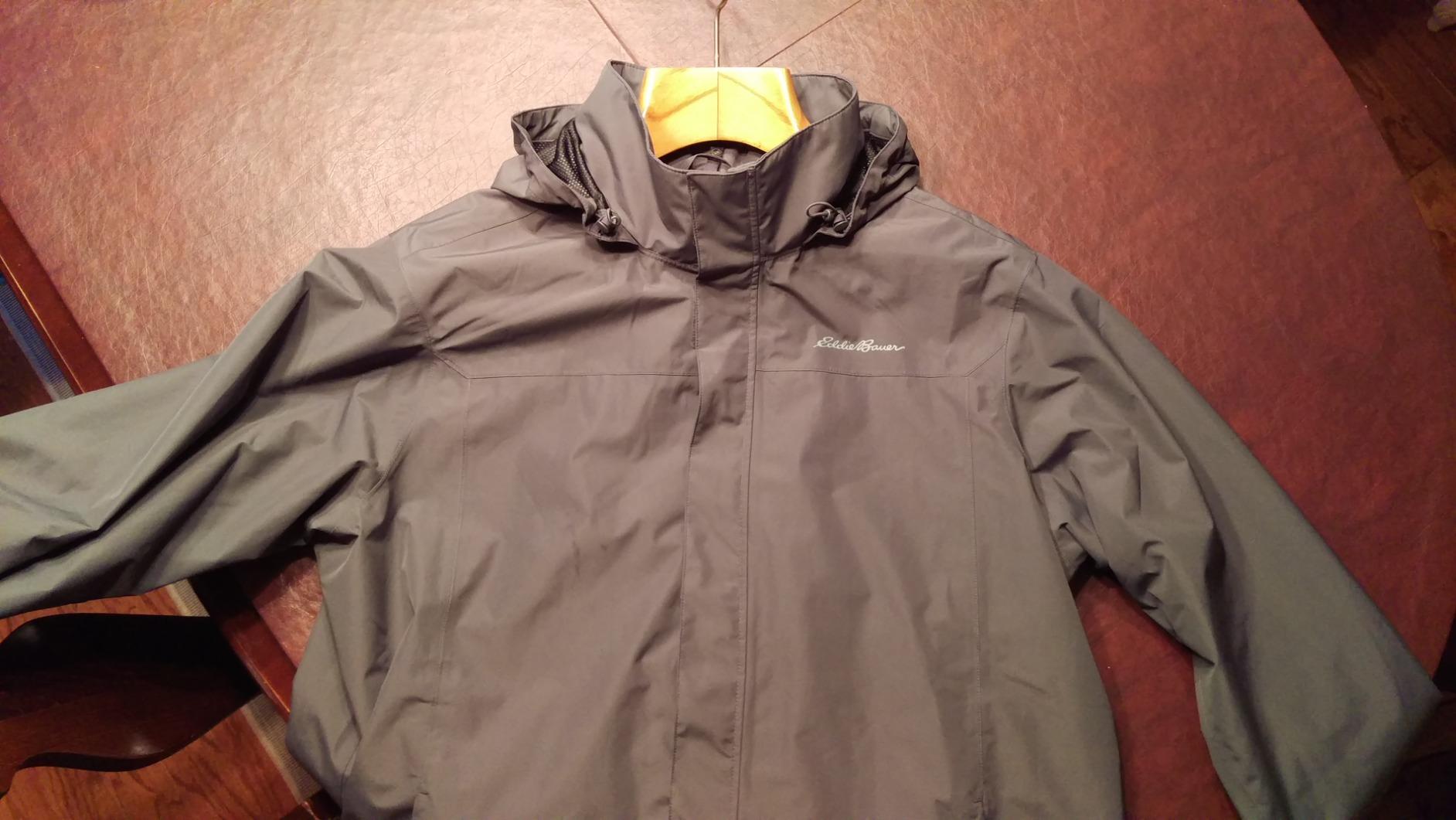 Eddie Bauer Men's Rainfoil WeatherEdge Waterproof Packable Hooded Rain Jacket customer photo 2