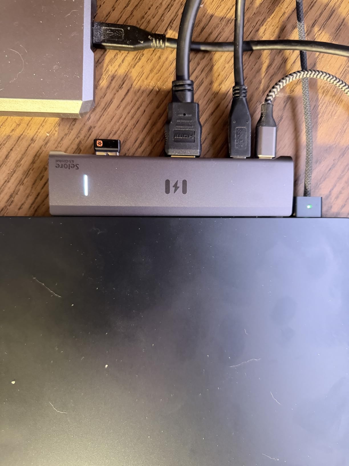 Selore USB C Docking Station Dual Monitor, USB C to Dual HDMI Adapter customer photo 1