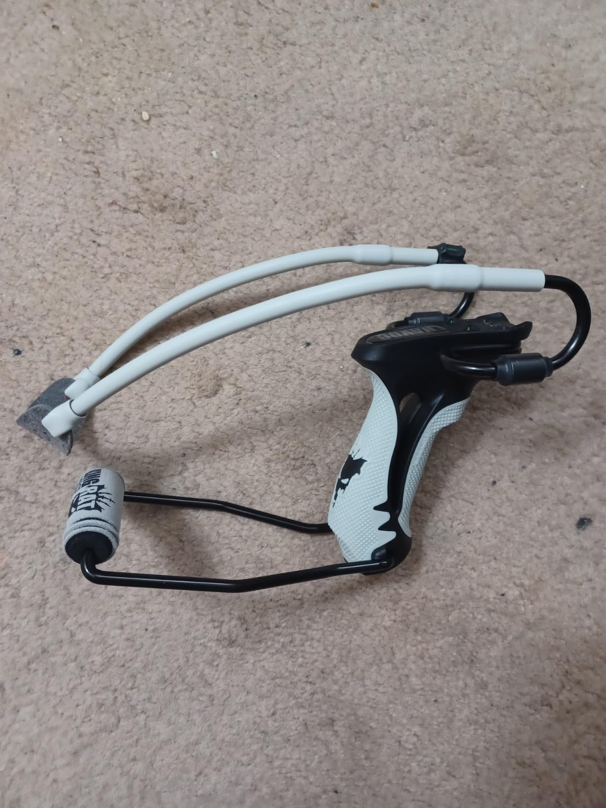 Barnett King Rat Slingshots, Havoc Slingshot with Stabilizer & Brace, Includes Magnum Power Bands, Brushed Leather Pouch, & Hotshot .38 Caliber Ammo Grey customer photo 1