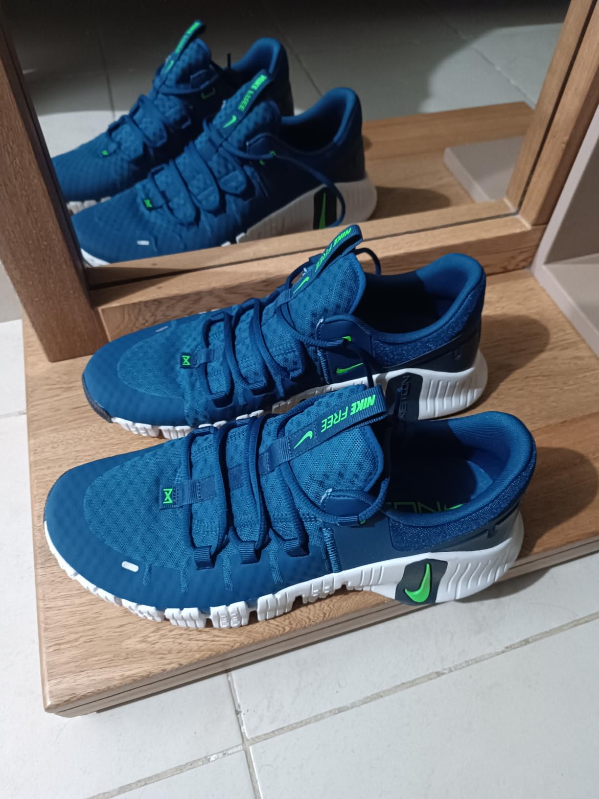 Nike Mens Nike Free Metcon 5Sneaker customer photo 1