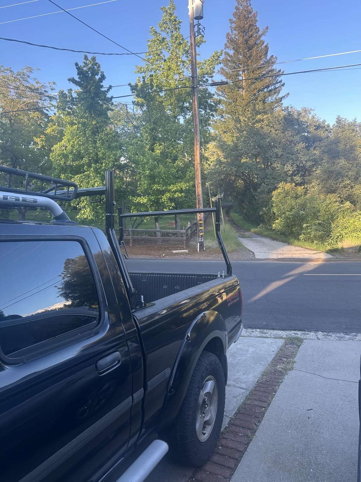 JY PERFORMANCE Truck Bed Ladder Racks, 800 lbs Capacity, Non-Drilling customer photo 2