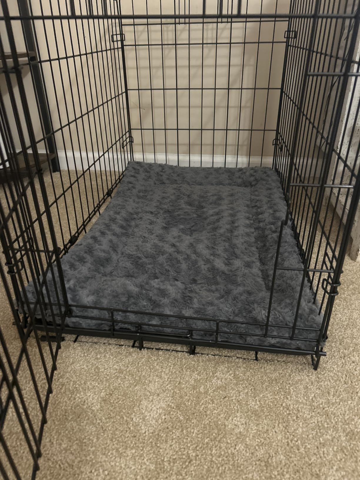 Exsnugy Washable Dog Bed Mat Large Size Fluffy Pet Crate Pad 48x30 XXL customer photo 2