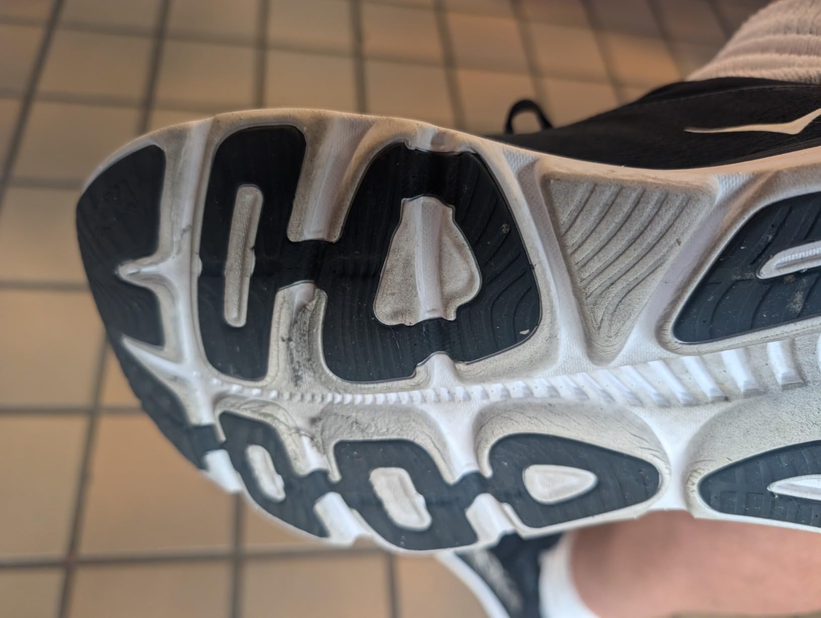 Hoka Mens Gaviota 5 Walking Shoe customer photo 2